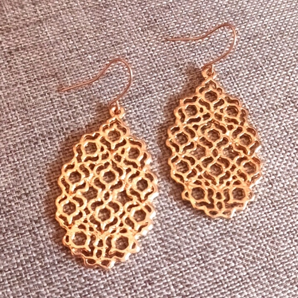 Ornate Filigree Moroccan-style Goldtone Earrings - Pre-loved (2")